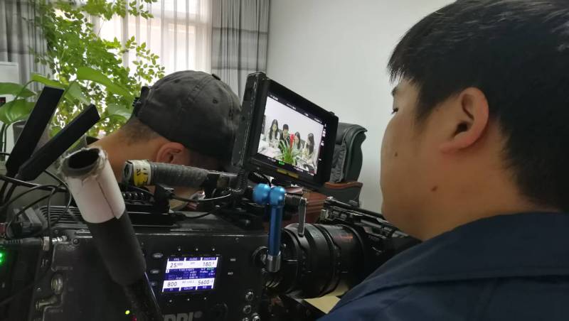 剧本杀式体验：久治县广告片拍摄公司构建沉浸式消费决策路径